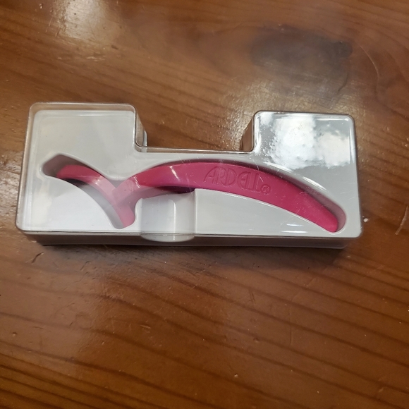 Ardell Magnetic Lash applicator - Picture 2 of 2